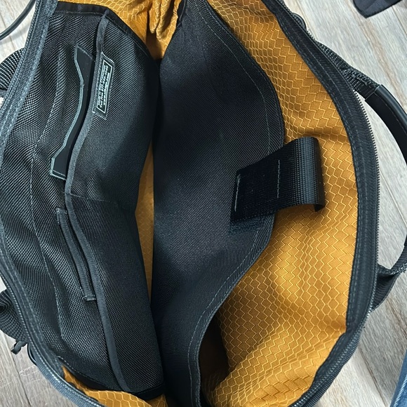 Waterfield by sfdesigns canvas & leather pink black laptop shoulder bag - Picture 15 of 17